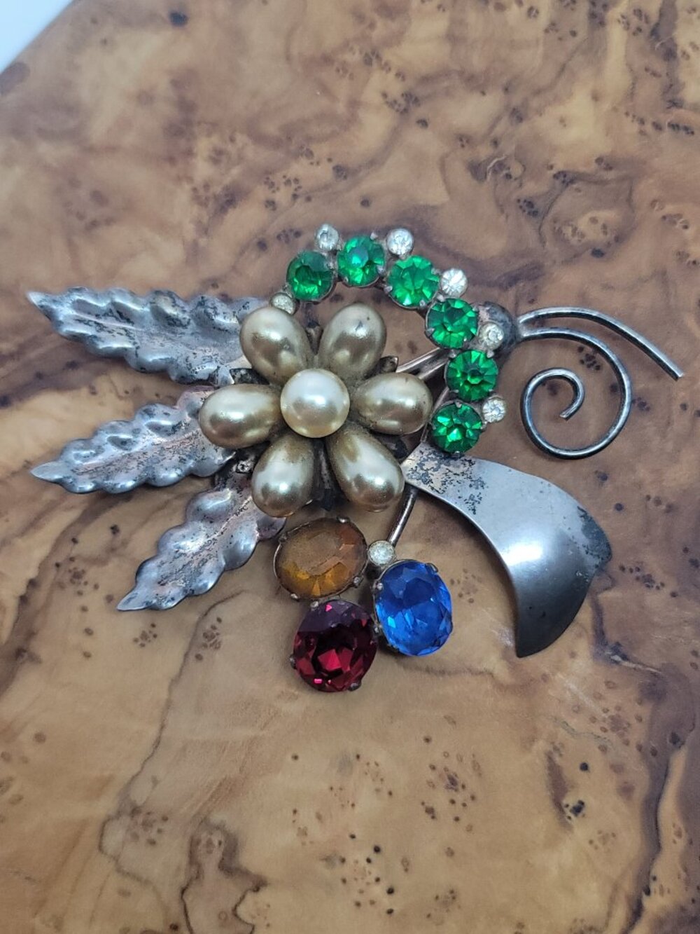 Vintage Retro Sterling, Rhinestone & Glass Pearl Brooch